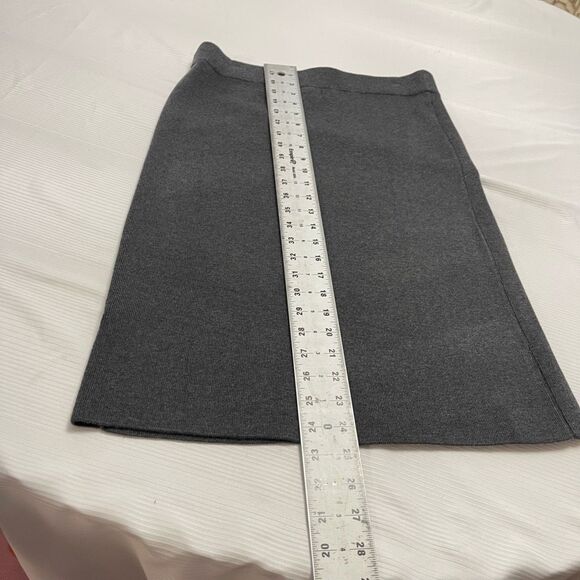 BANANA REPUBLIC Lurex Midi Sweater Skirt Women's Size Medium Gunmetal Grey - Picture 6 of 6
